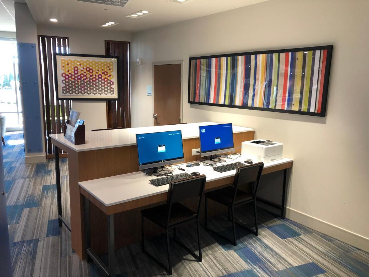Holiday Inn Express & Suites - Madison West - Middleton By Ihg Ngoại thất bức ảnh