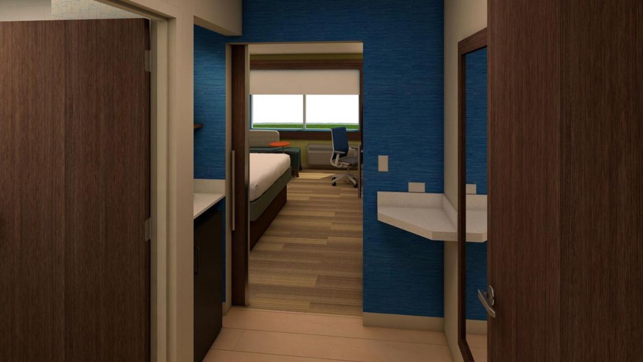 Holiday Inn Express & Suites - Madison West - Middleton By Ihg Ngoại thất bức ảnh
