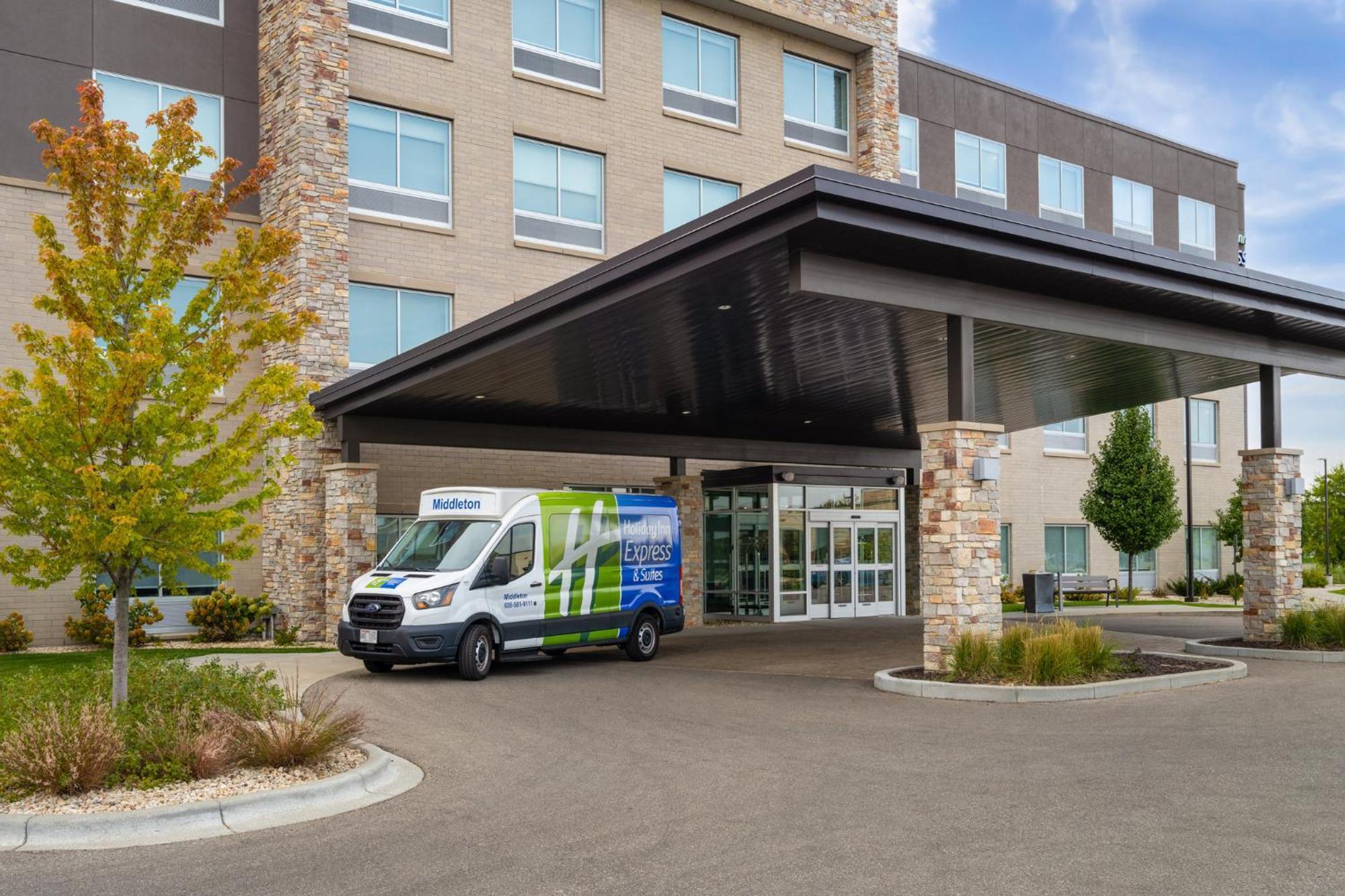 Holiday Inn Express & Suites - Madison West - Middleton By Ihg Ngoại thất bức ảnh